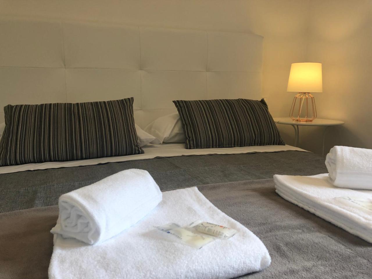 Charme Rooms 타란토 외부 사진